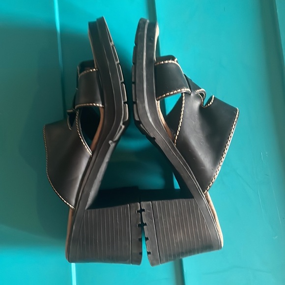 Cache Creek Sandal with chunky heel - Picture 5 of 5